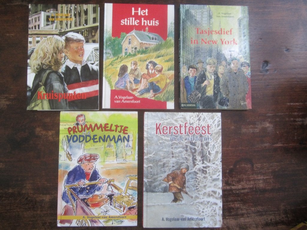 A Vogelaar van Amersfoort Prummeltje/Kerstfeest/New York/hui, Boeken, Ophalen of Verzenden, Zo goed als nieuw, Fictie algemeen