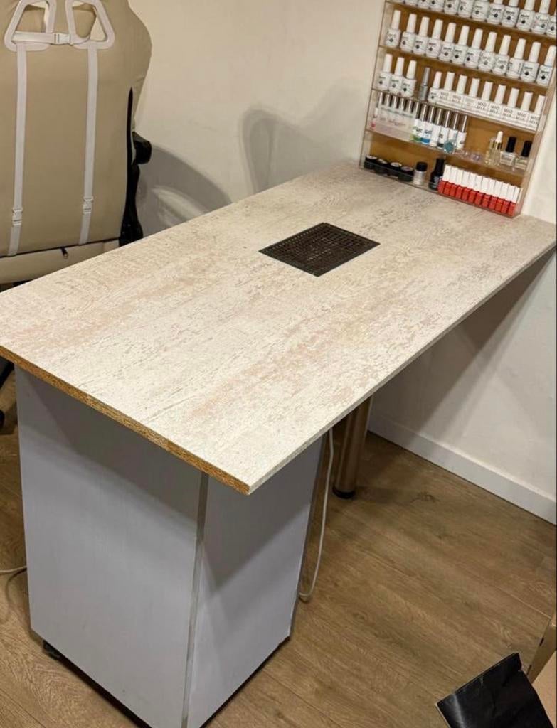 Nageltafel met afzuigkap 120x60, Ophalen, Gebruikt, Hout, 100 tot 150 cm