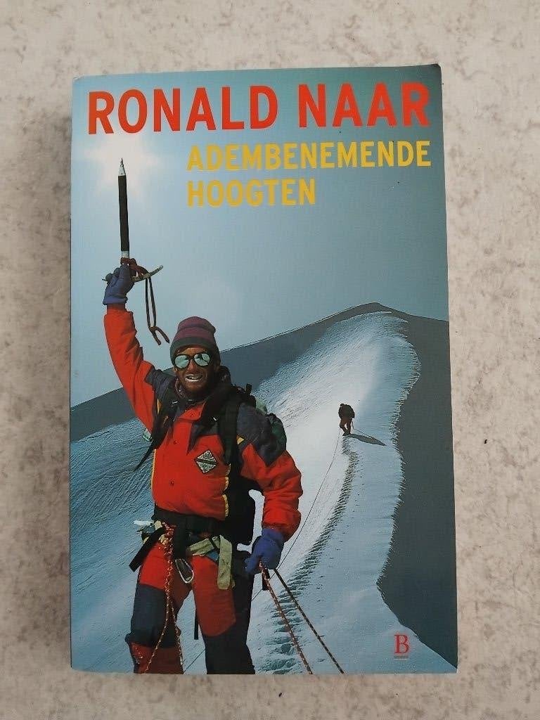 Ronald Naar - Adembenemende Hoogten - GESIGNEERD!, Ophalen of Verzenden, Zo goed als nieuw, Ronald Naar, Azië