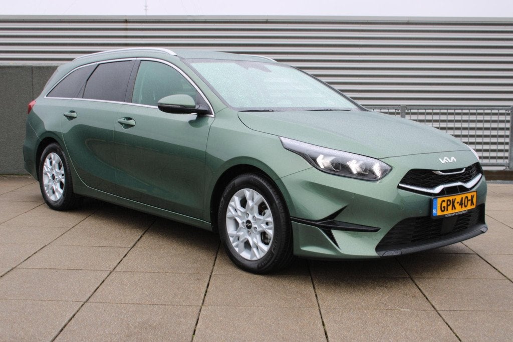Kia Ceed Sportswagon 1.0 T-GDi DynamicPlusLine NAVIGATIE / A, 101 pk, Gebruikt, Euro 6, Leder en Stof