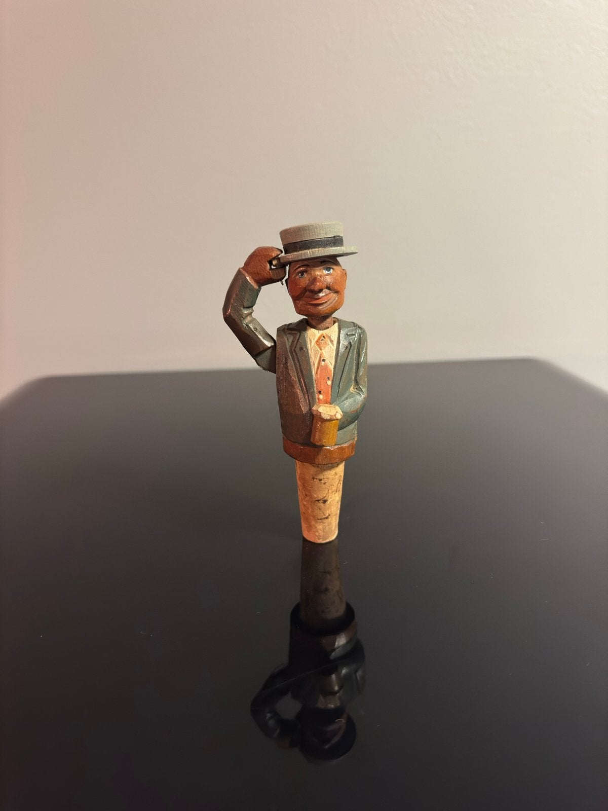 Vintage Wijnstopper met Houten Figuur - Man met Hoed, Antiek en Kunst, Ophalen of Verzenden