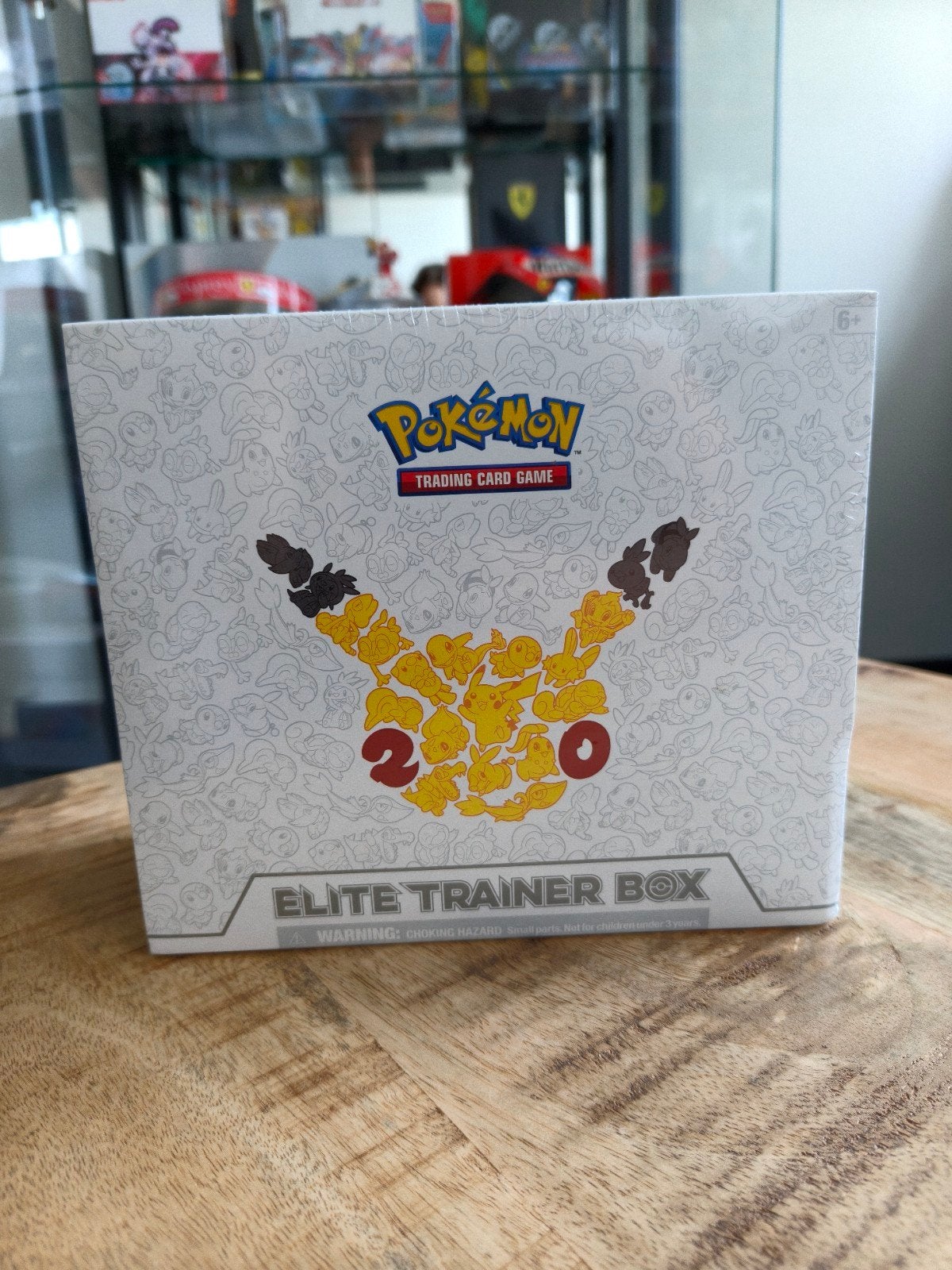 Pokémon Generations Elite Trainer Box (ETB), Ophalen of Verzenden, Nieuw, Overige typen
