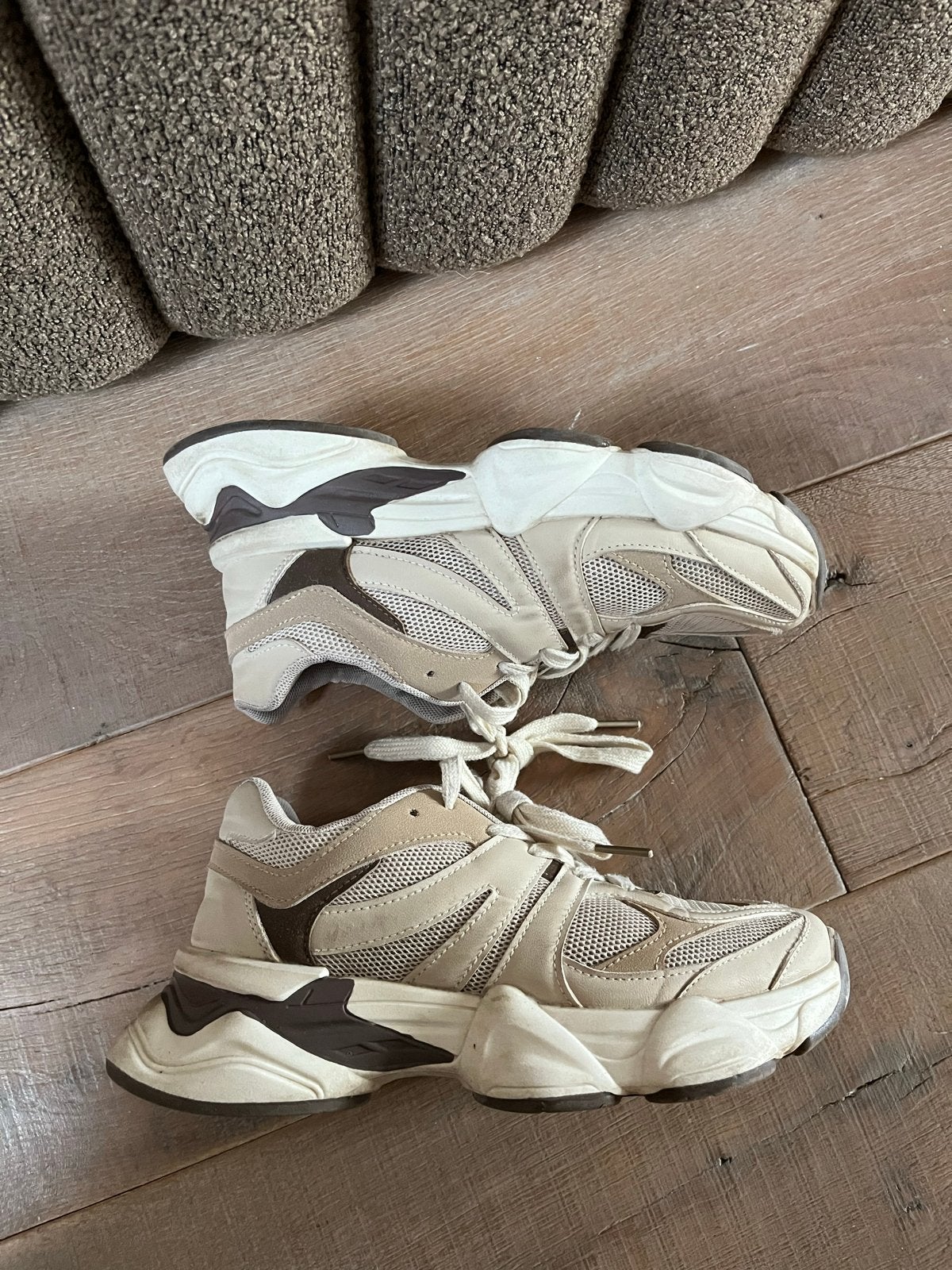 La Boutique sneakers beige/bruin maat 37, Verzenden, Gedragen, Beige, Sneakers of Gympen