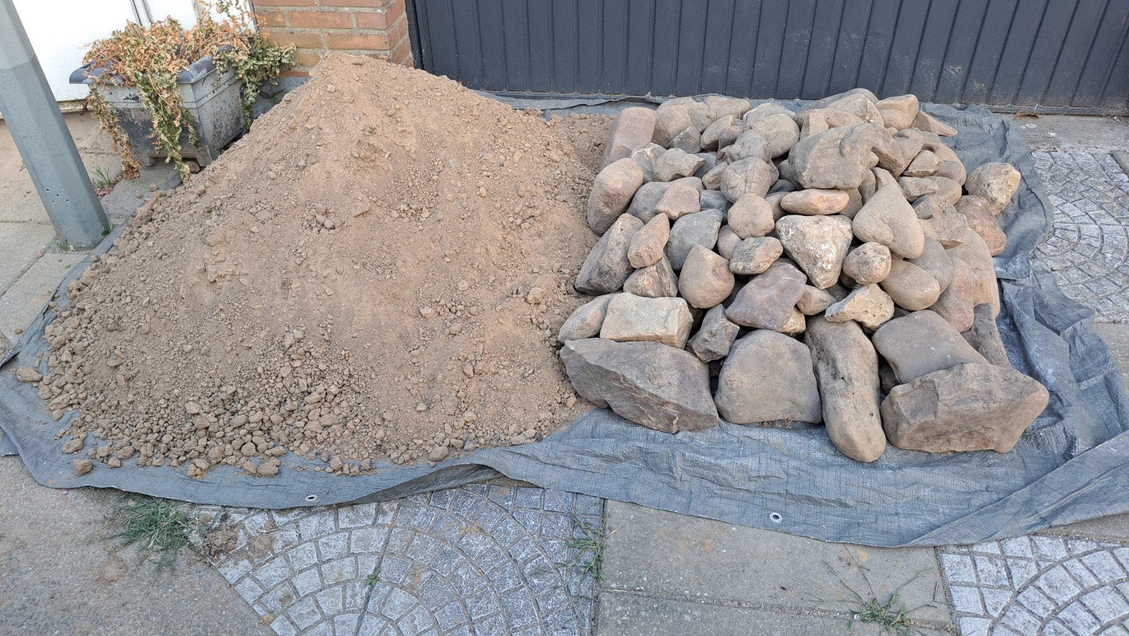 Gratis Schone tuingrond en maaskeien, Tuin en Terras, Ophalen