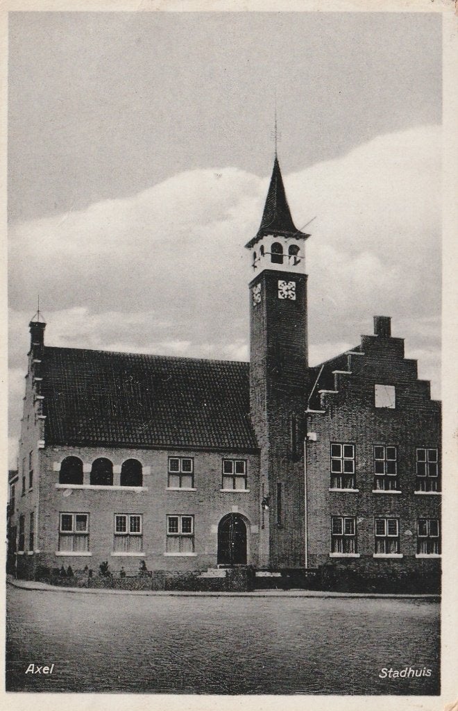 AXEL Stadhuis 1942, Verzamelen, Ansichtkaarten | Nederland, Verzenden, 1940 tot 1960, Gelopen, Zeeland