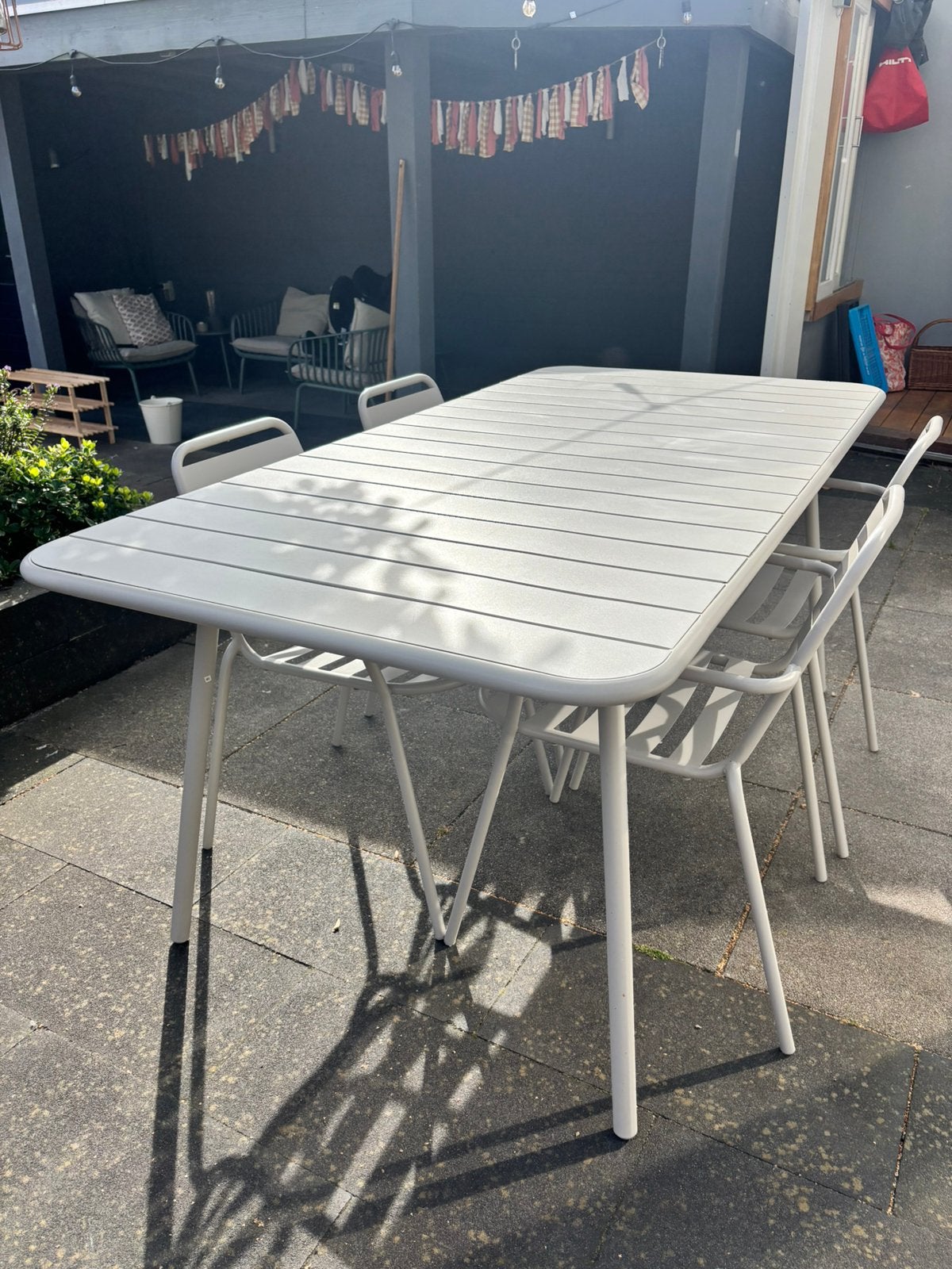 Tuintafel + 4 stoelen in de kleur zand, Ophalen, Zo goed als nieuw, Campingstoel