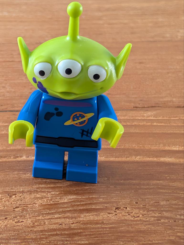 Lego Minifigures Disney toy story/ Alien, Kinderen en Baby's, Speelgoed | Duplo en Lego, Lego, Ophalen of Verzenden, Zo goed als nieuw