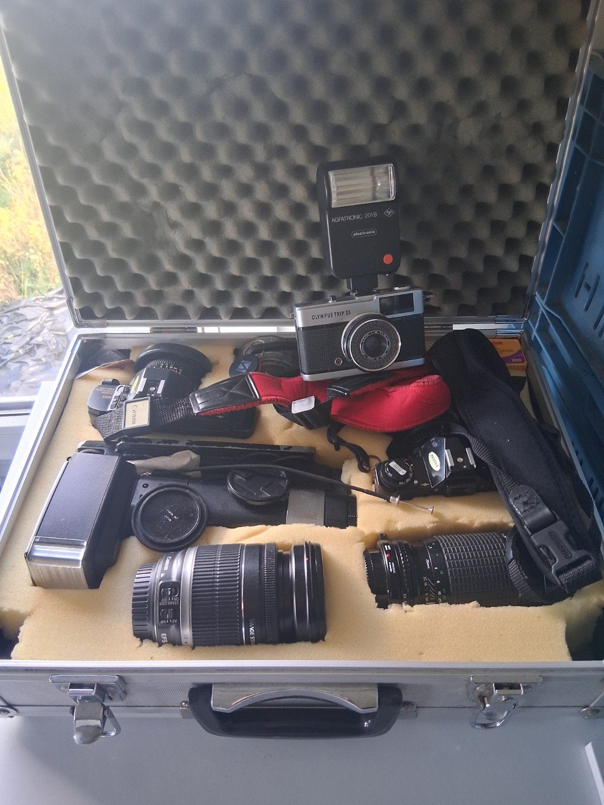 Olympus Trip 35 camera met Agfatronic flitser en lenzen, Ophalen of Verzenden, Gebruikt, Compact, Olympus