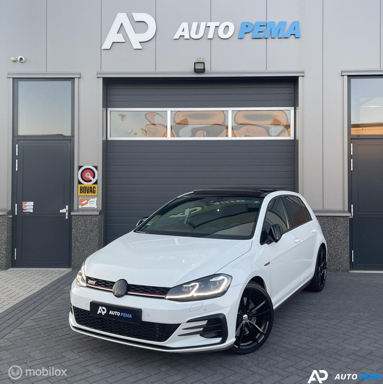 Volkswagen Golf 2.0 TSI GTI DSG Performance 245PK, Stof, Gebruikt, Zwart, 4 cilinders