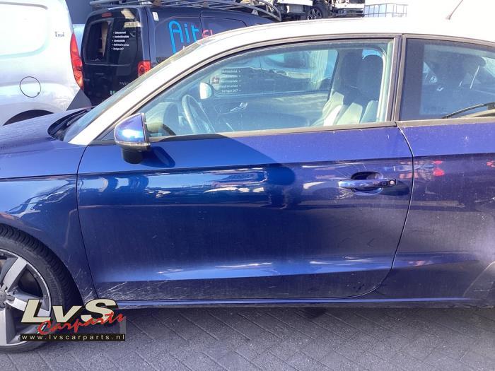 Portier 2Deurs links van een Audi A1 (LX5Q), Auto-onderdelen, Gebruikt, -, Deur, -