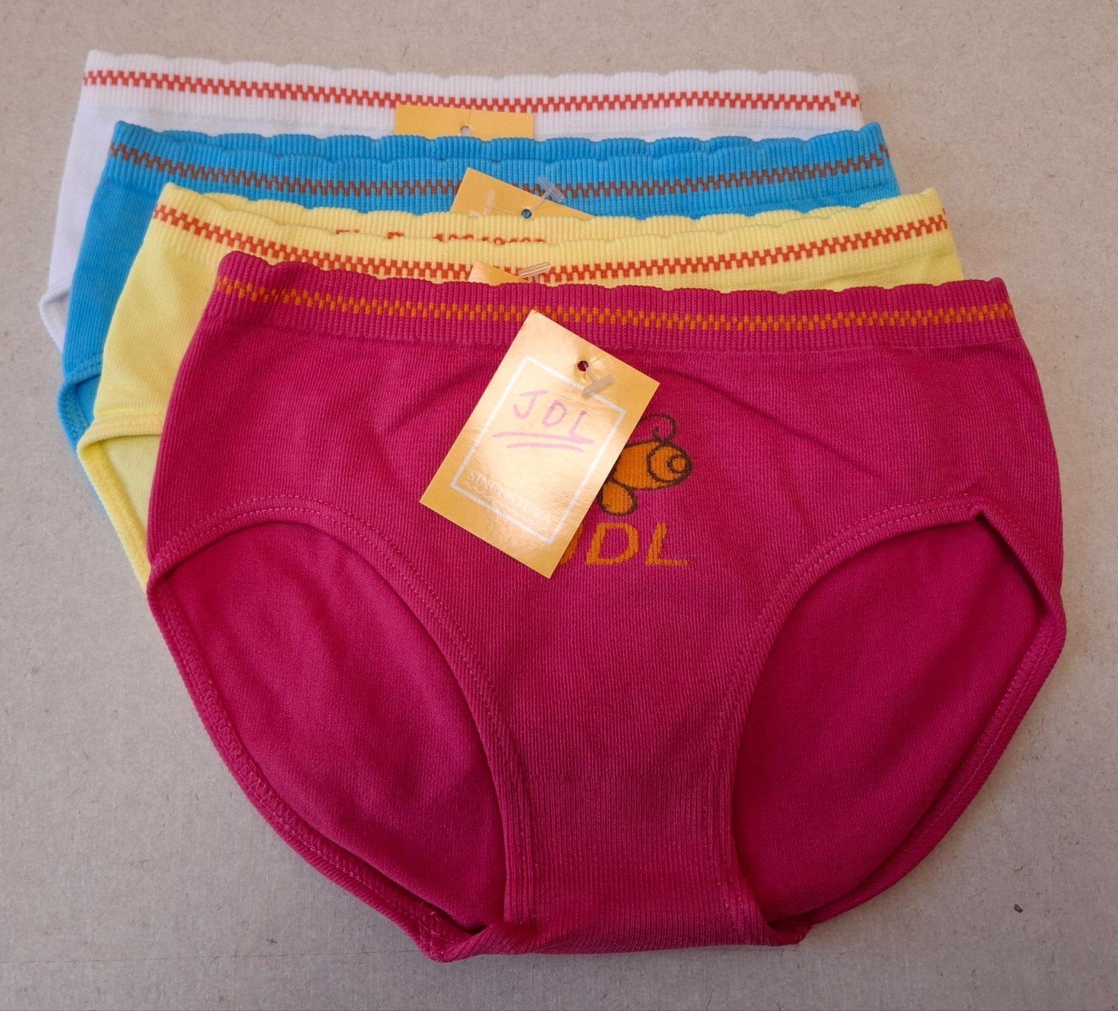 Partij kinder slips 120 stuks € 0,30 p.st., Kleding | Dames, Ondergoed en Lingerie, Slip, ., Ophalen of Verzenden, .