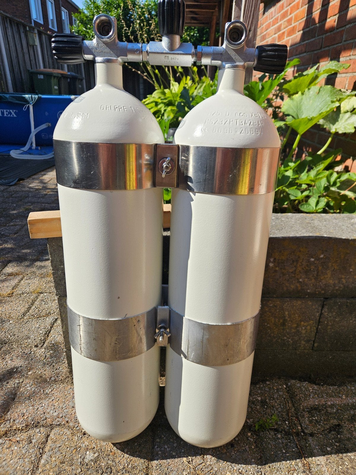 duikflessen D12, Ophalen, Duikfles