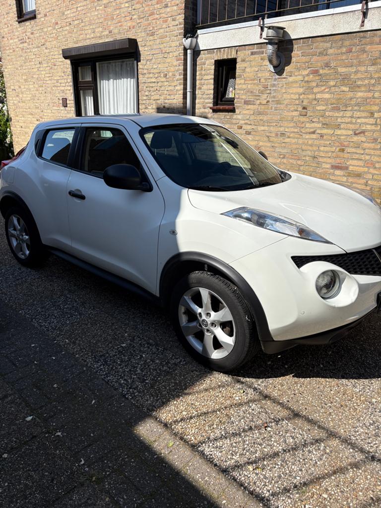 Nissan Juke 1.6 86KW Eco-pure Drive 2012 Wit, Auto's, 1250 kg, 4 cilinders, Handgeschakeld, Particulier