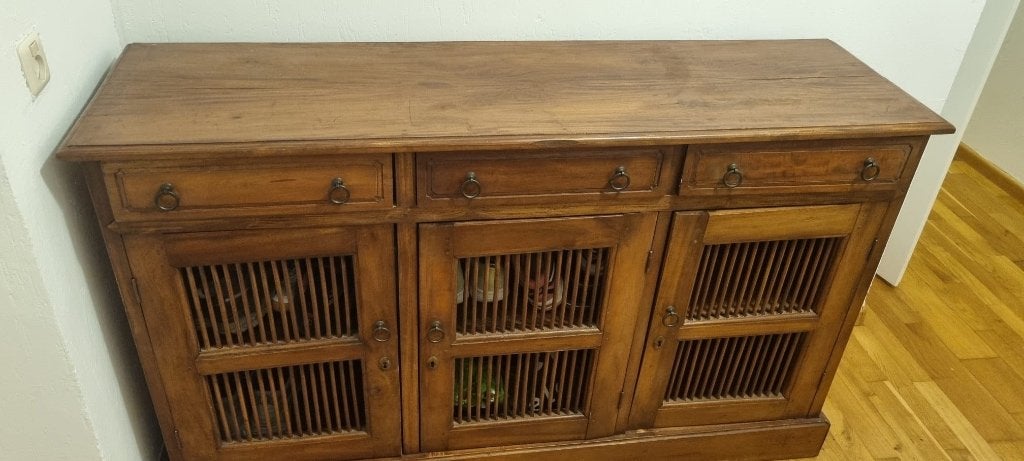 MOET SNEL WEG Vintage houten dressoir / buffetkast