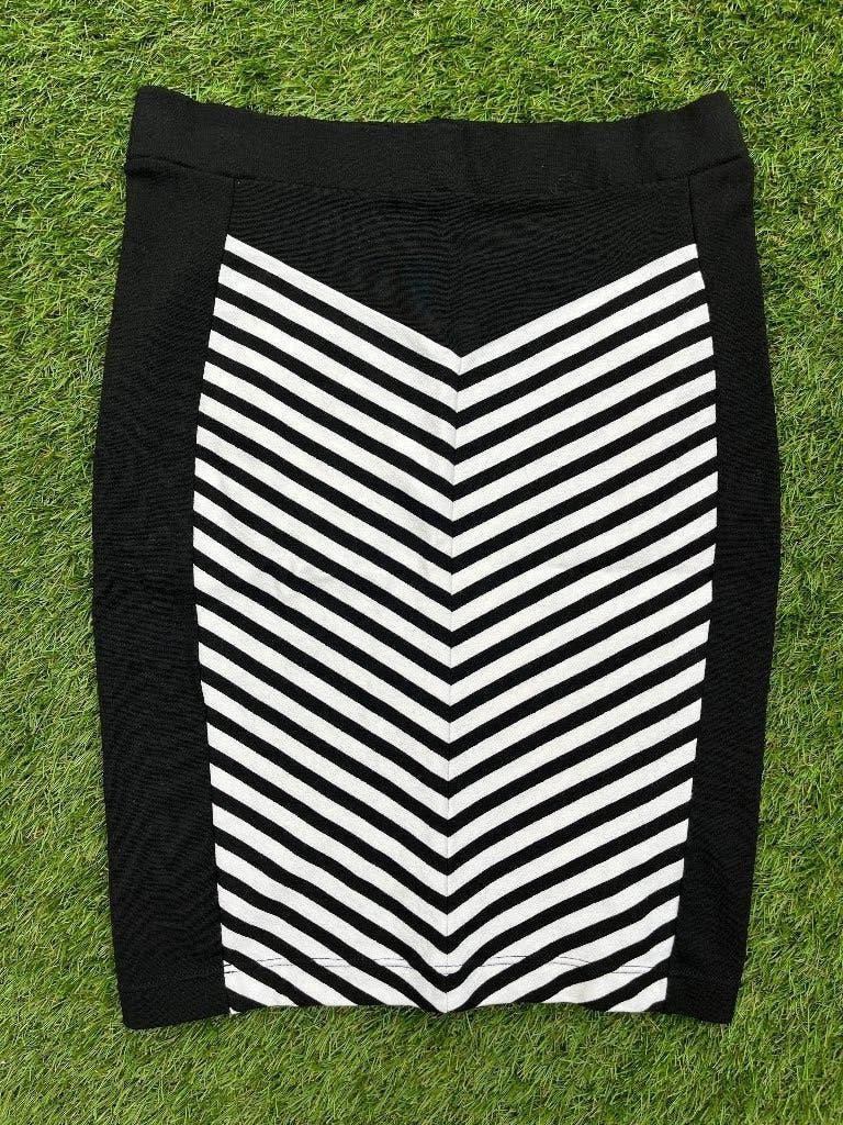 Zgan Supertrash rok zwart-wit mt.M, Maat 38/40 (M), Supertrash, Zwart, Ophalen of Verzenden