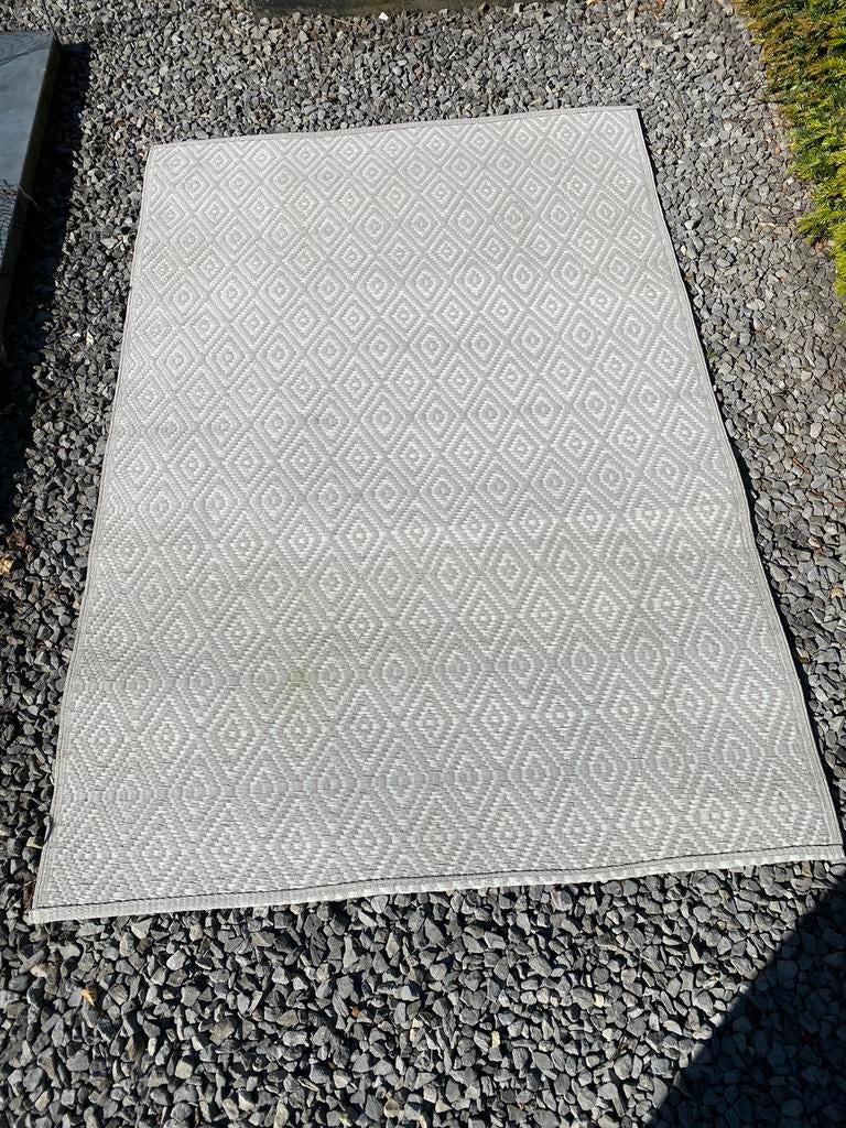 Vloerkleed buiten ruit taupe/ grijs / ecru 1.80x1.20, Ophalen, Zo goed als nieuw, Rechthoekig, Kunststof