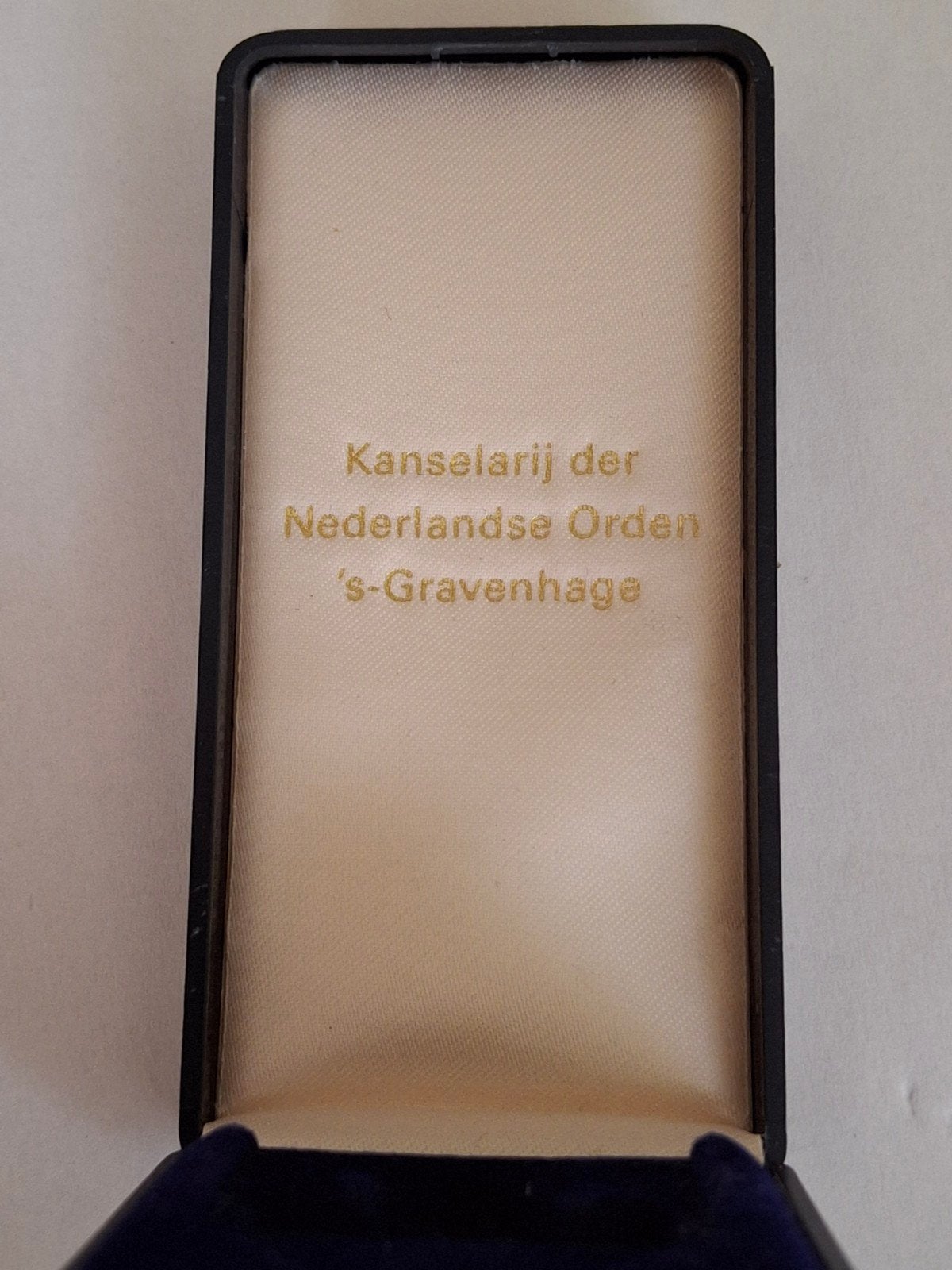 Medaille doosje Kanselarij der Nederlandse Orden, Ophalen of Verzenden, Landmacht, Nederland, Lintje, Medaille of Wings