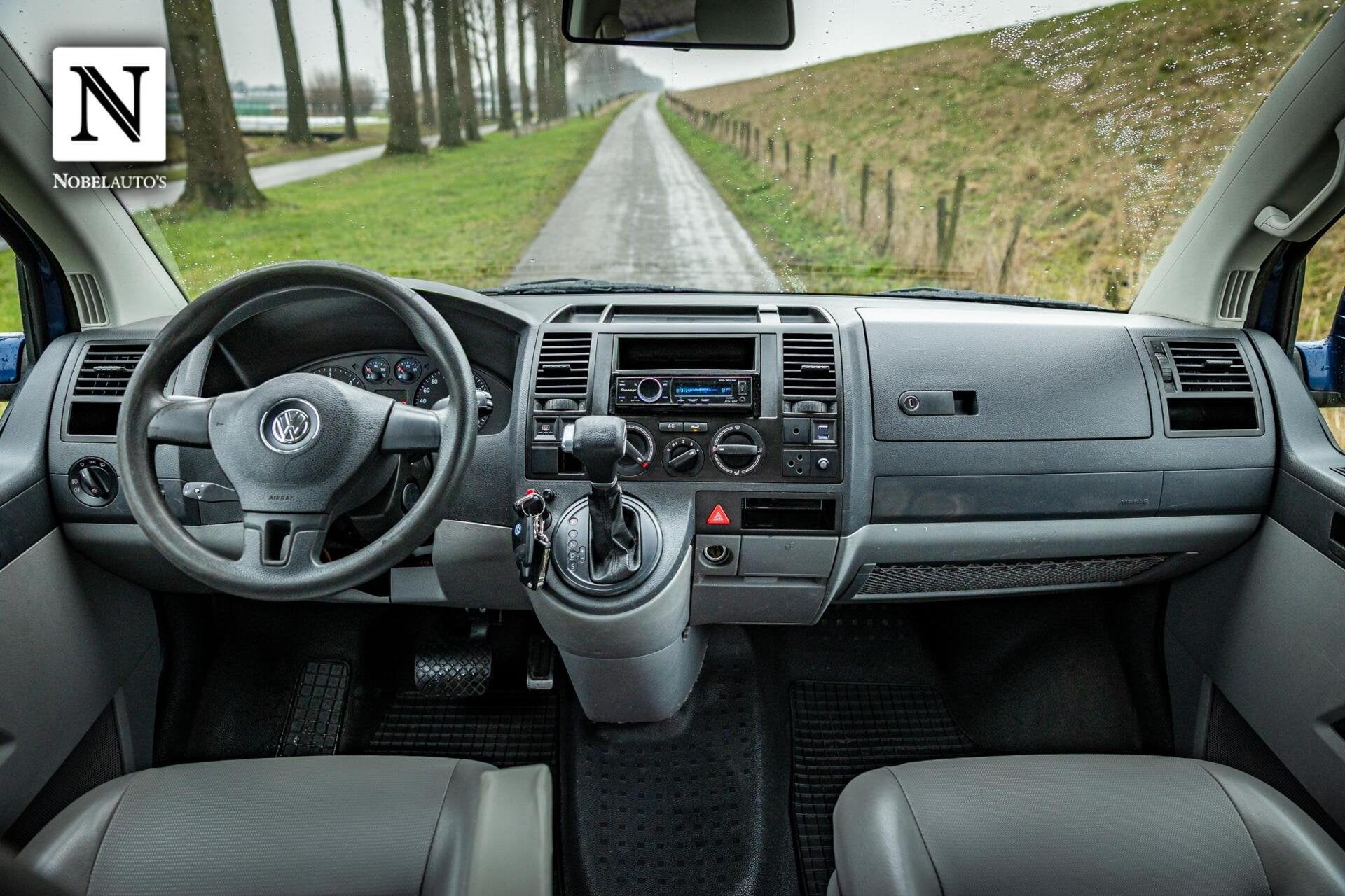 Volkswagen Transporter 2.5 TDI 300 4Motion | Rolstoelbus, Automaat, Gebruikt, 2500 kg, Origineel Nederlands