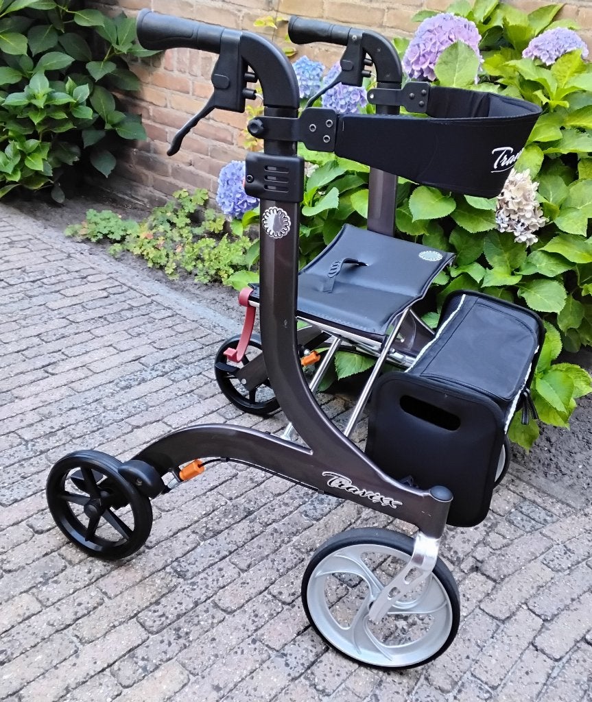 Travixx rollator Classic S (Macadamia bruin), Diversen, Rollators, Ophalen, Opvouwbaar, Zo goed als nieuw
