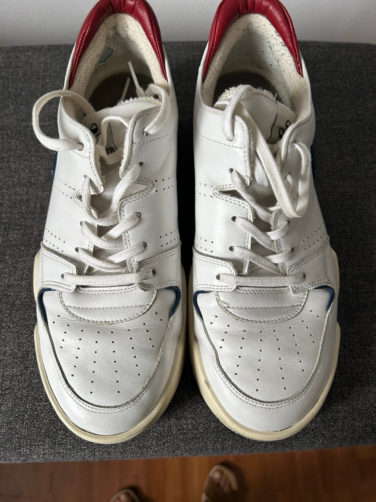 Isabel Marant Sneakers Maat 43 - Wit, Rood, Blauw, Ophalen of Verzenden, Gedragen, Wit, Sneakers of Gympen