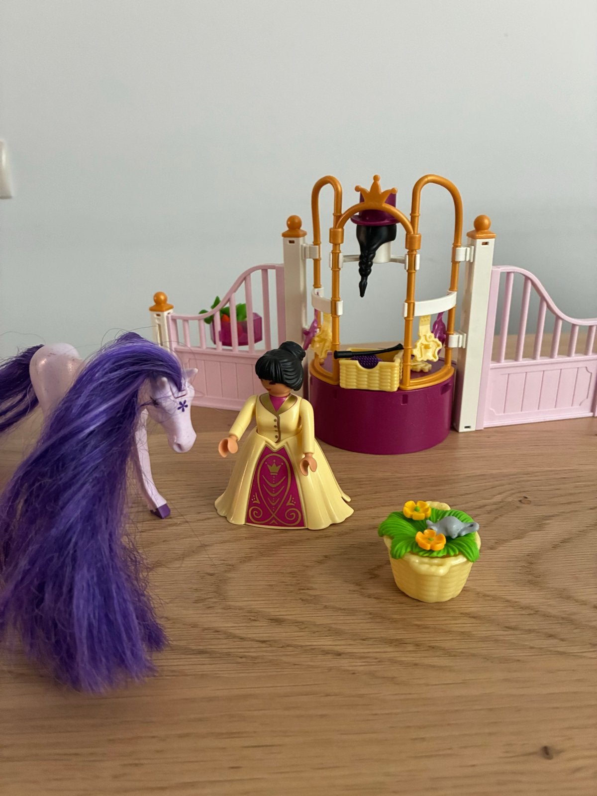 Playmobil 6855 Prinses met paard en waterput, Complete set, Ophalen of Verzenden, Zo goed als nieuw, Princess