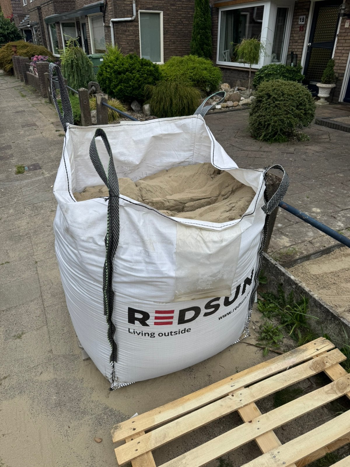 Big bag geel zand/ophoog zand, Tuin en Terras, Ophalen, Zo goed als nieuw, Ophoogzand