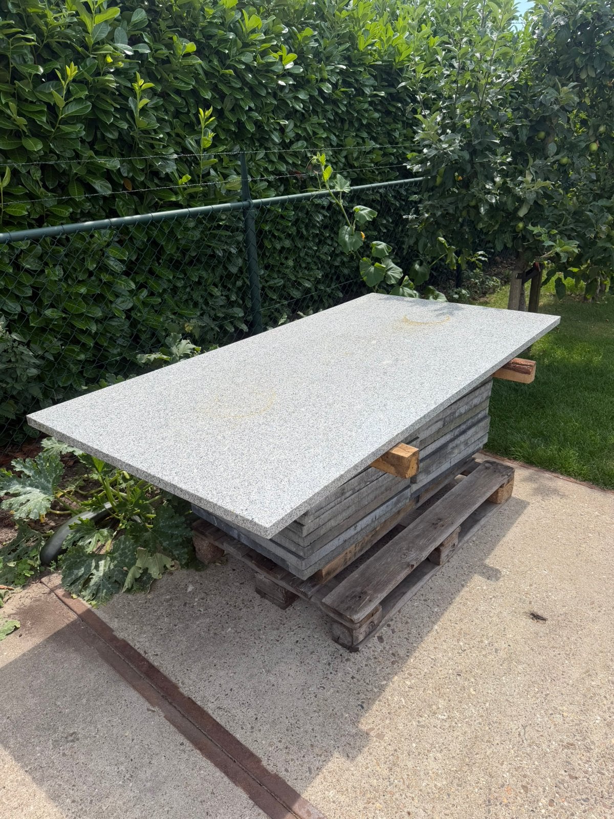 Natuursteen tafelblad te koop, Tuin en Terras, Ophalen, Gebruikt, Rechthoekig, Overige materialen