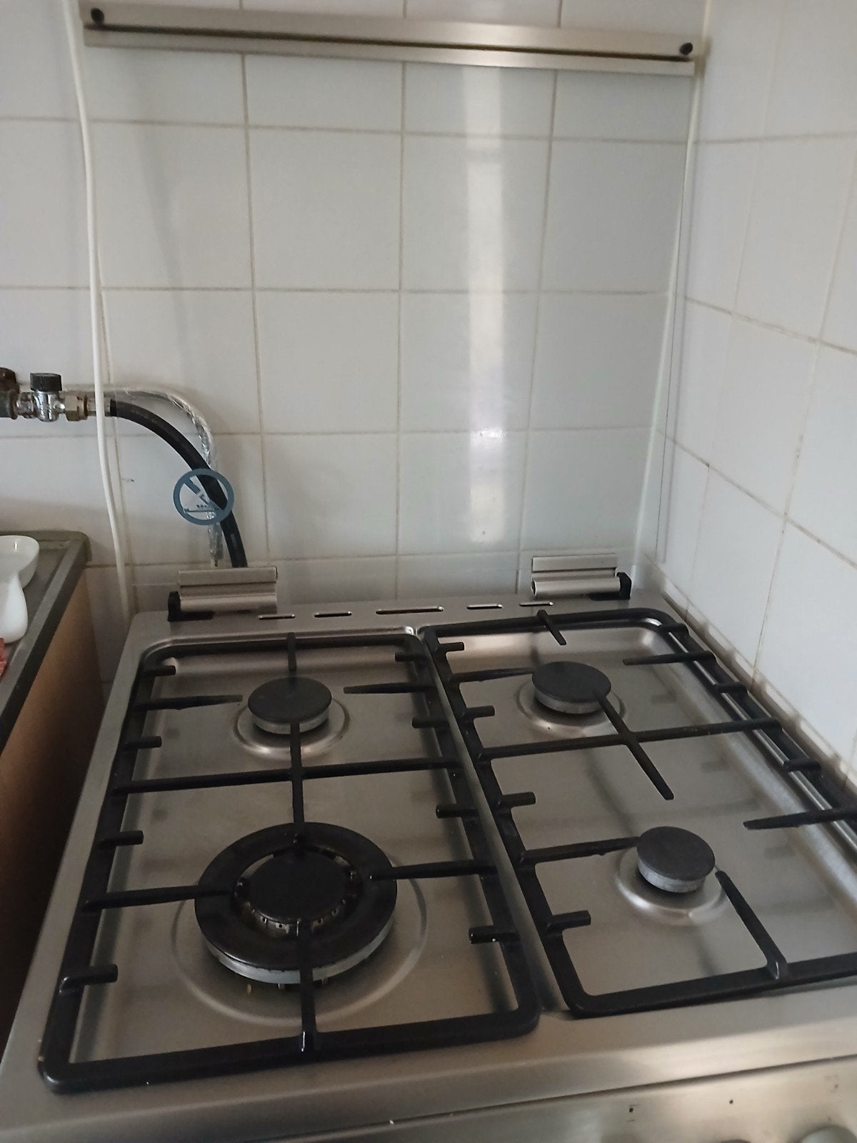 Zilver Etna gasfornuis - Oven defect, Witgoed en Apparatuur, Gas, Niet werkend, Vrijstaand, 4 kookzones