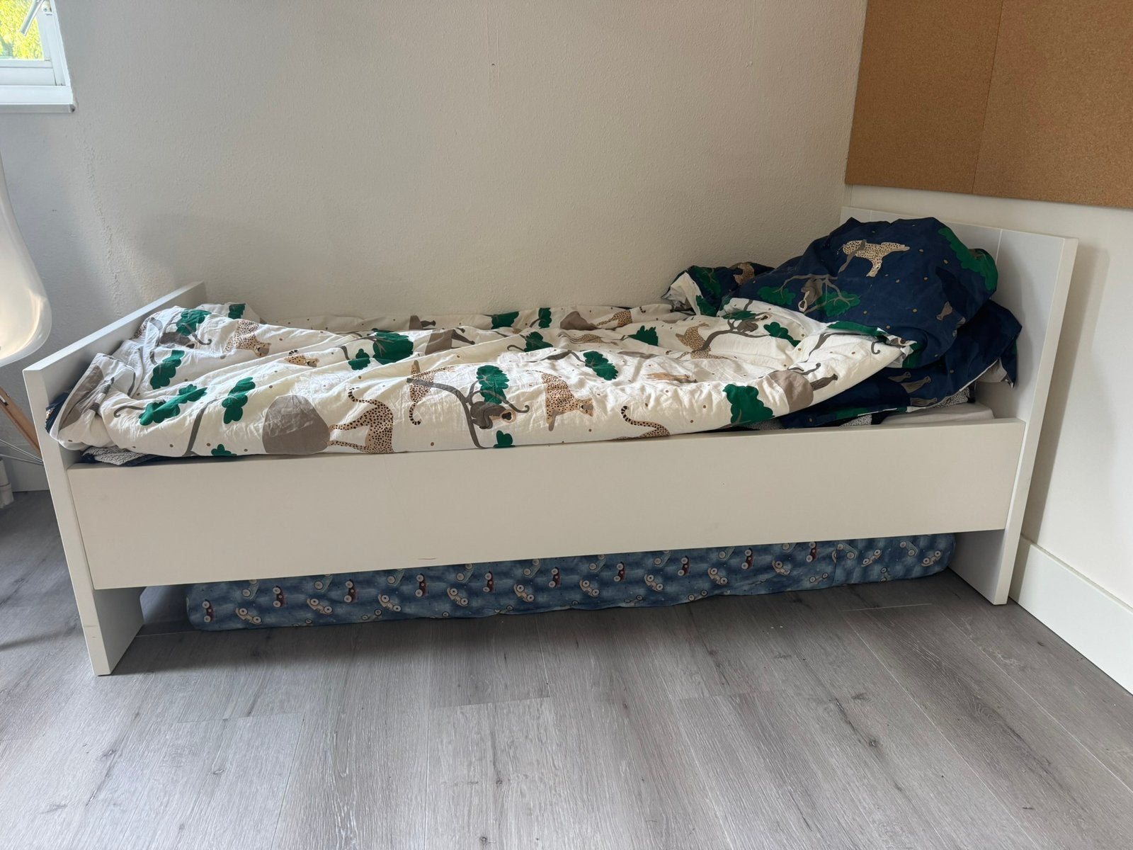 Leuk en stevig peuterbed, Ophalen, 70 tot 85 cm, 140 tot 160 cm, Zo goed als nieuw