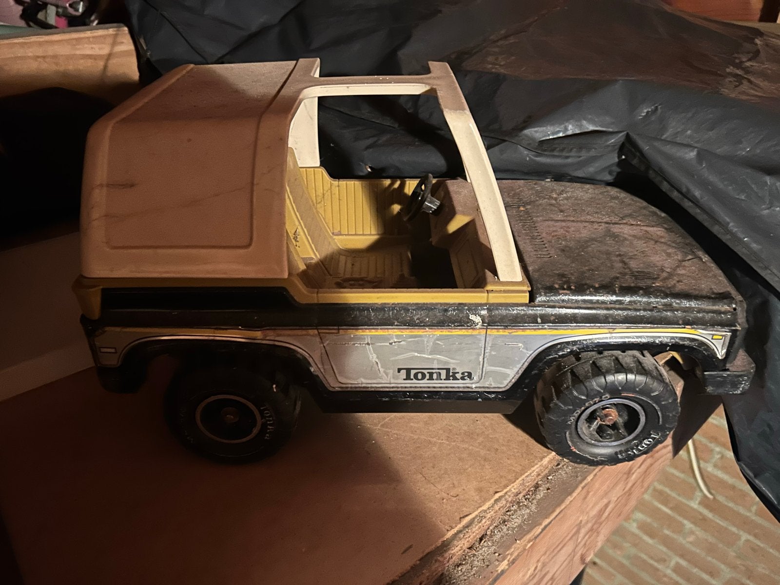 Grote Tonka Jeep/SUV - Vintage Speelgoedvoertuig, Kinderen en Baby's, Ophalen, Gebruikt