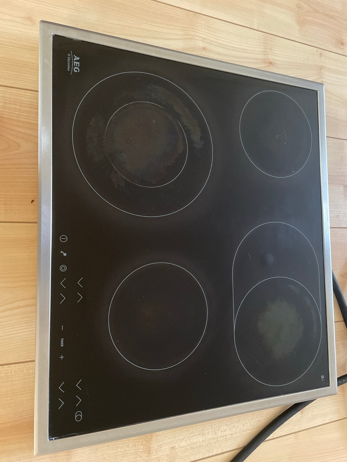 AEG  Keramische - 4 Kookzones. 59 bij 52 cm .Ophalen, Ophalen, Gebruikt, 4 kookzones, Inbouw