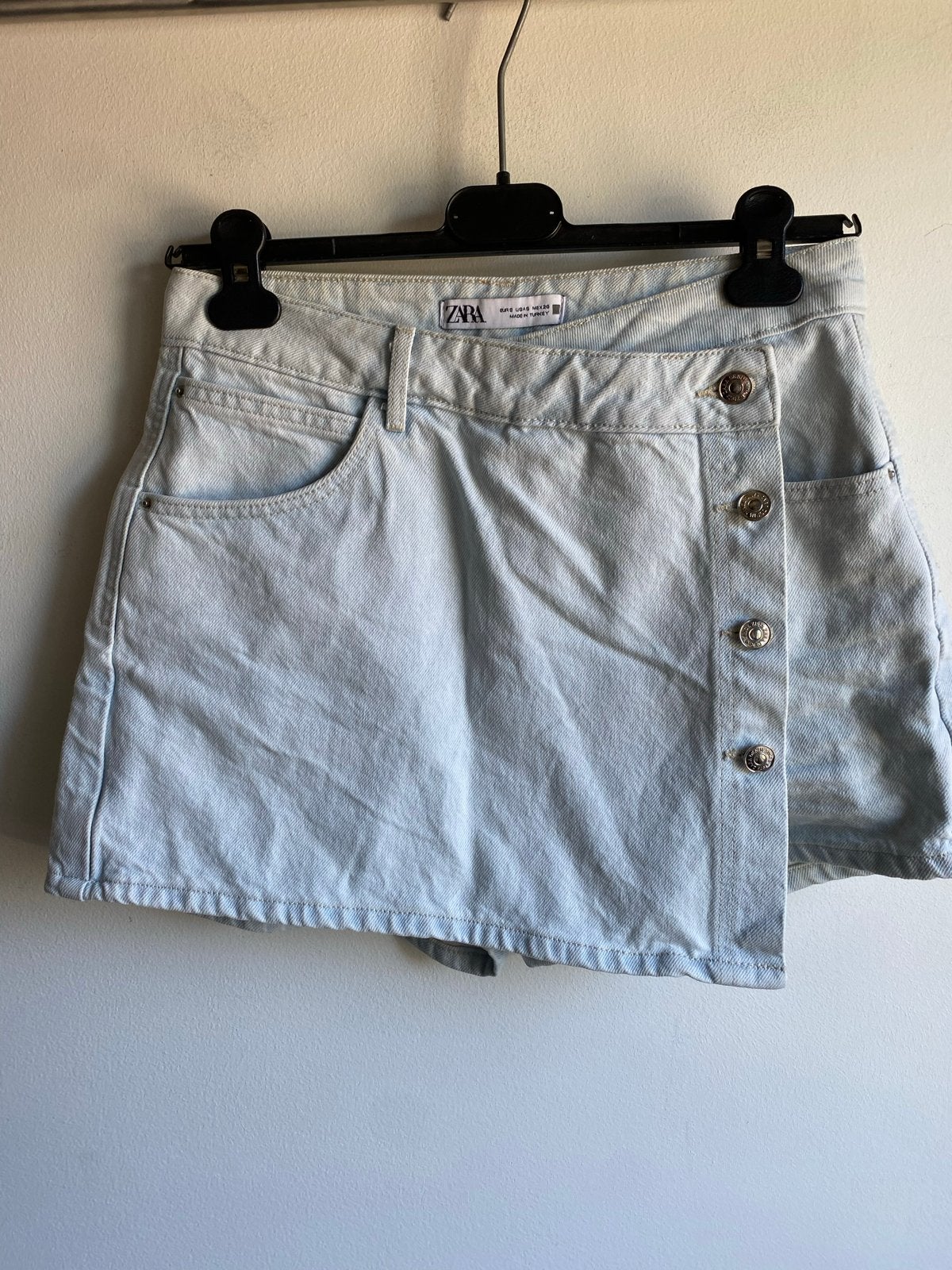 Zara spijkerrokje / shorts lichtblauw denim S, Kleding | Dames, Rokken, Blauw, Ophalen of Verzenden, Zo goed als nieuw, Maat 34 (XS) of kleiner