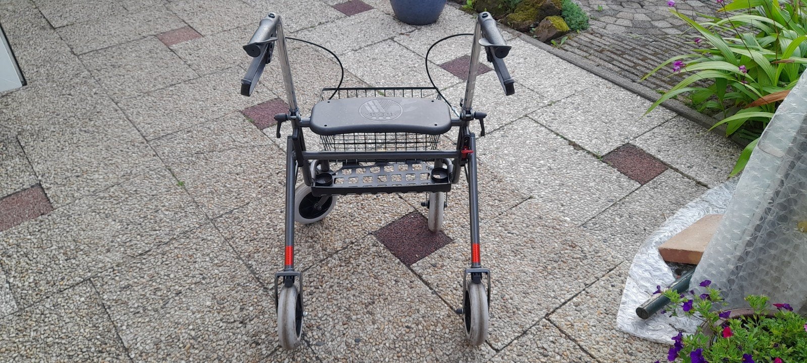 Vermeiren rollator zo goed als nieuw., Ophalen, Zo goed als nieuw