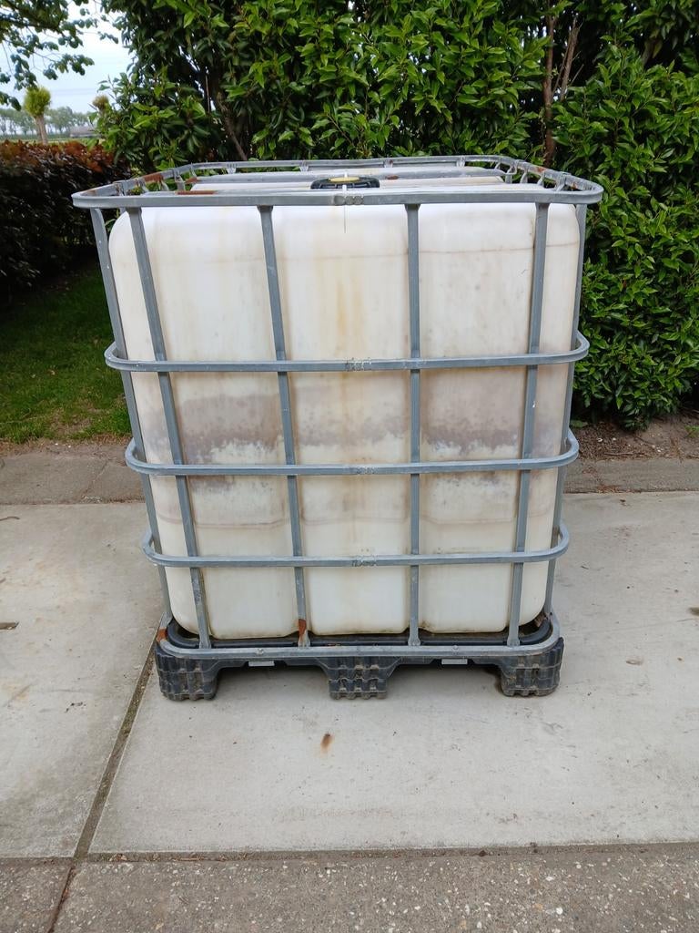 IBC 1000 liter, Tuin en Terras, 150 liter of meer, Ophalen of Verzenden, Zo goed als nieuw