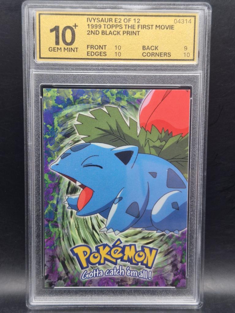 Ivysaur 1999 topps the first movie #e2 woetoe grading 10+, Verzenden, Zo goed als nieuw, Losse kaart