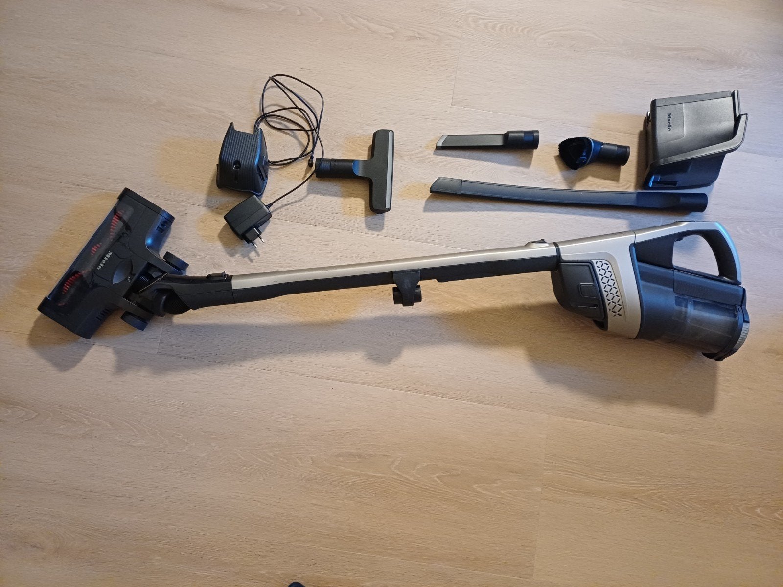 Miele Triflex HX3 Plus, Witgoed en Apparatuur, Ophalen, Zo goed als nieuw, Miele, Draadloos