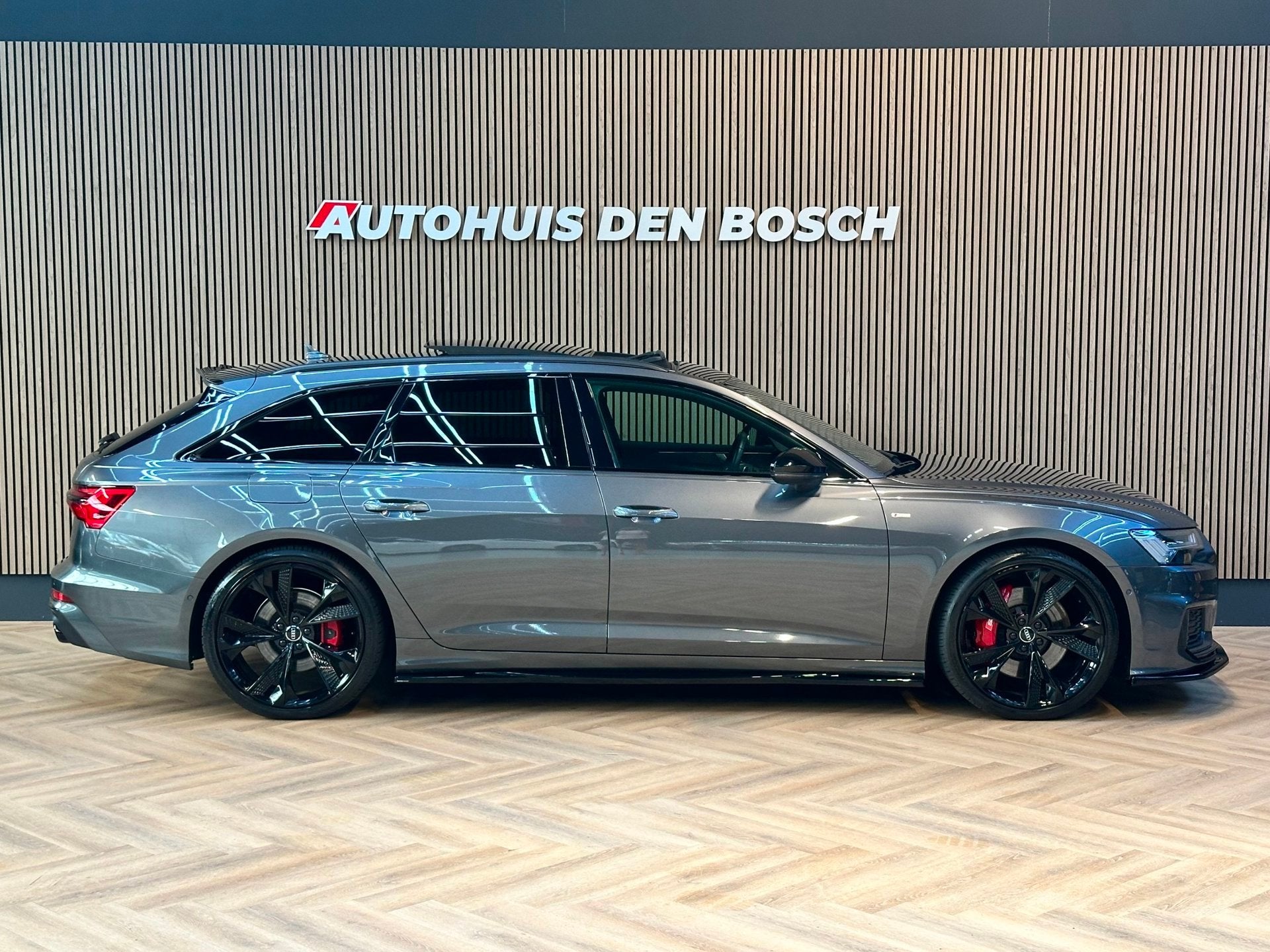 Audi A6 Avant 55 TFSI e Quattro S Line Competition 367PK, Automaat, 14 kWh, Gebruikt, 4 cilinders