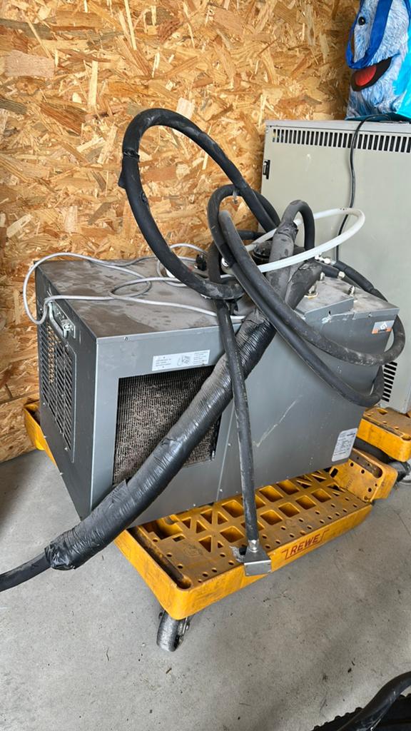Biertap compressor op gas, Ophalen, Gebruikt, Minder dan 200 liter/min, Mobiel