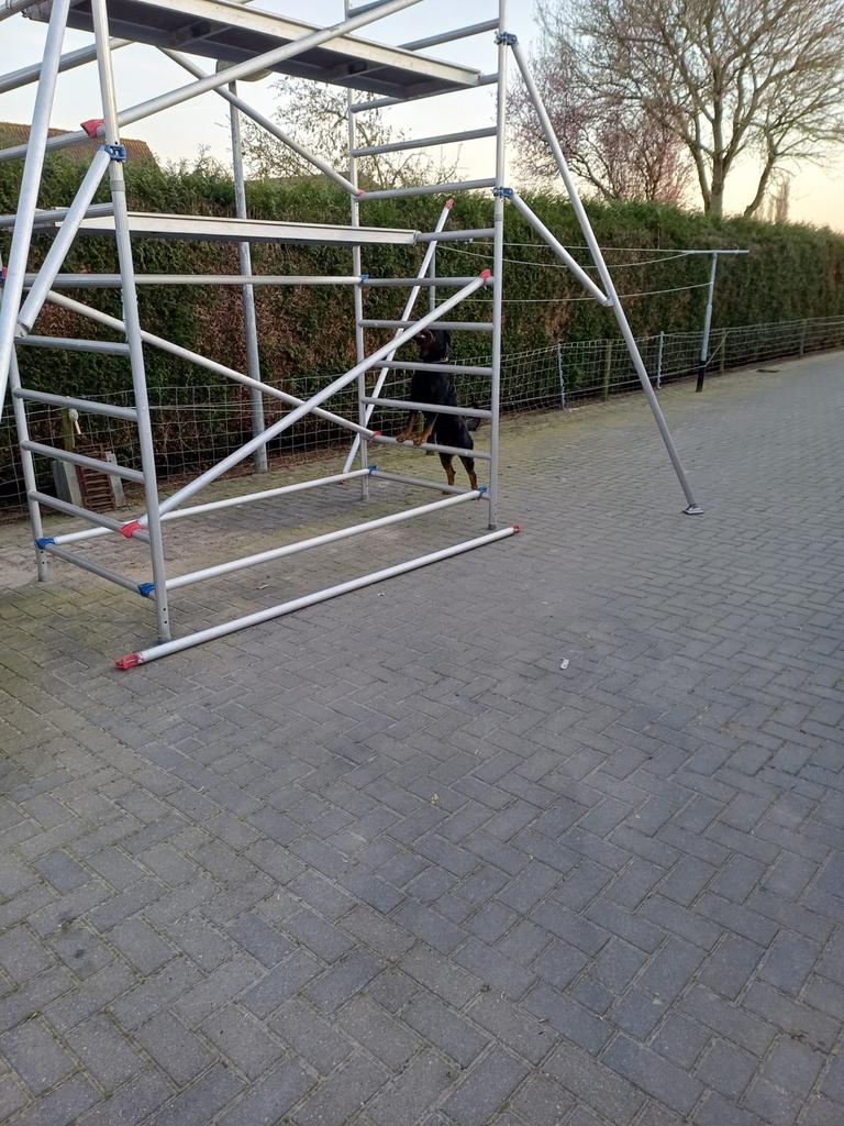 Steiger - Diverse onderdelen en complete opstelling, Doe-het-zelf en Verbouw, Steigers, Gebruikt, Rolsteiger of Kamersteiger, 5 meter of hoger