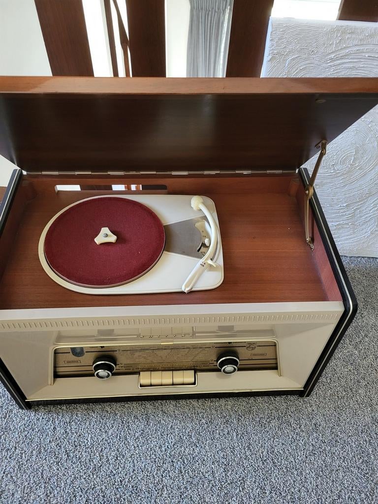 Vintage Philips Platenspeler & Radio, Audio, Tv en Foto, Platenspelers, Ophalen, Gebruikt, Platenspeler, Philips