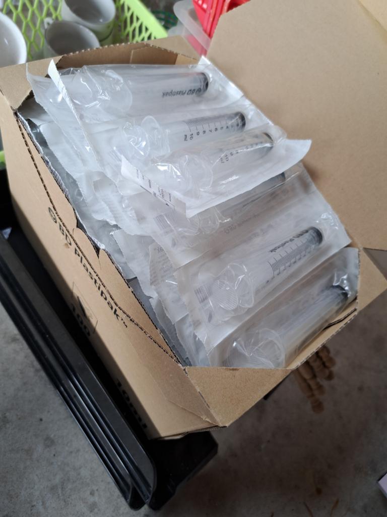 Plastic spuiten 10ml, Ophalen of Verzenden, Nieuw, Kunststof, Wit