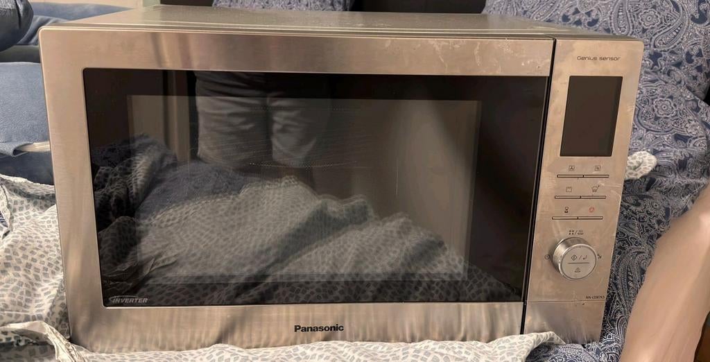 Panasonic Combimagnetron - Zilver - Zo goed als nieuw, Witgoed en Apparatuur, Magnetrons, Combimagnetron, Hete lucht, Ophalen of Verzenden
