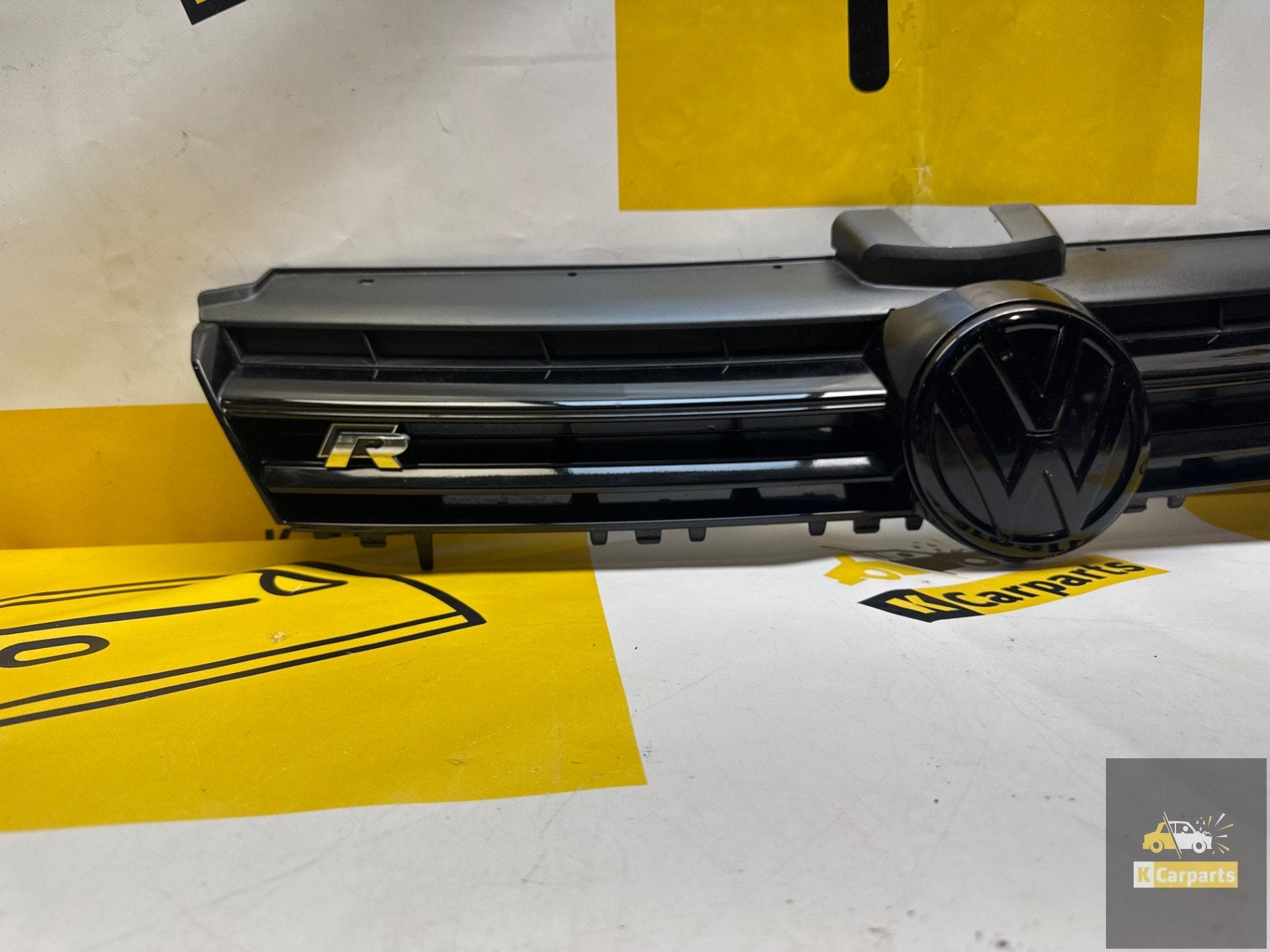 Grill VOLKSWAGEN Golf 7 VII R R20 GRILLE 5G0853653 2012-2017, Info@fabrikant.eu, Ophalen of Verzenden, Bumper, Fabrikant BV