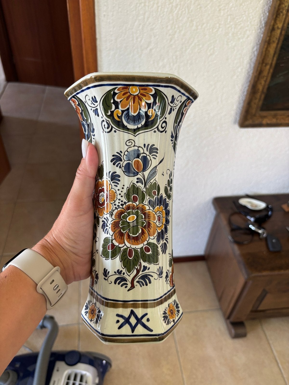 Delfts Polychroom Handwerk Vaas - Bloemmotief, Antiek en Kunst, Ophalen