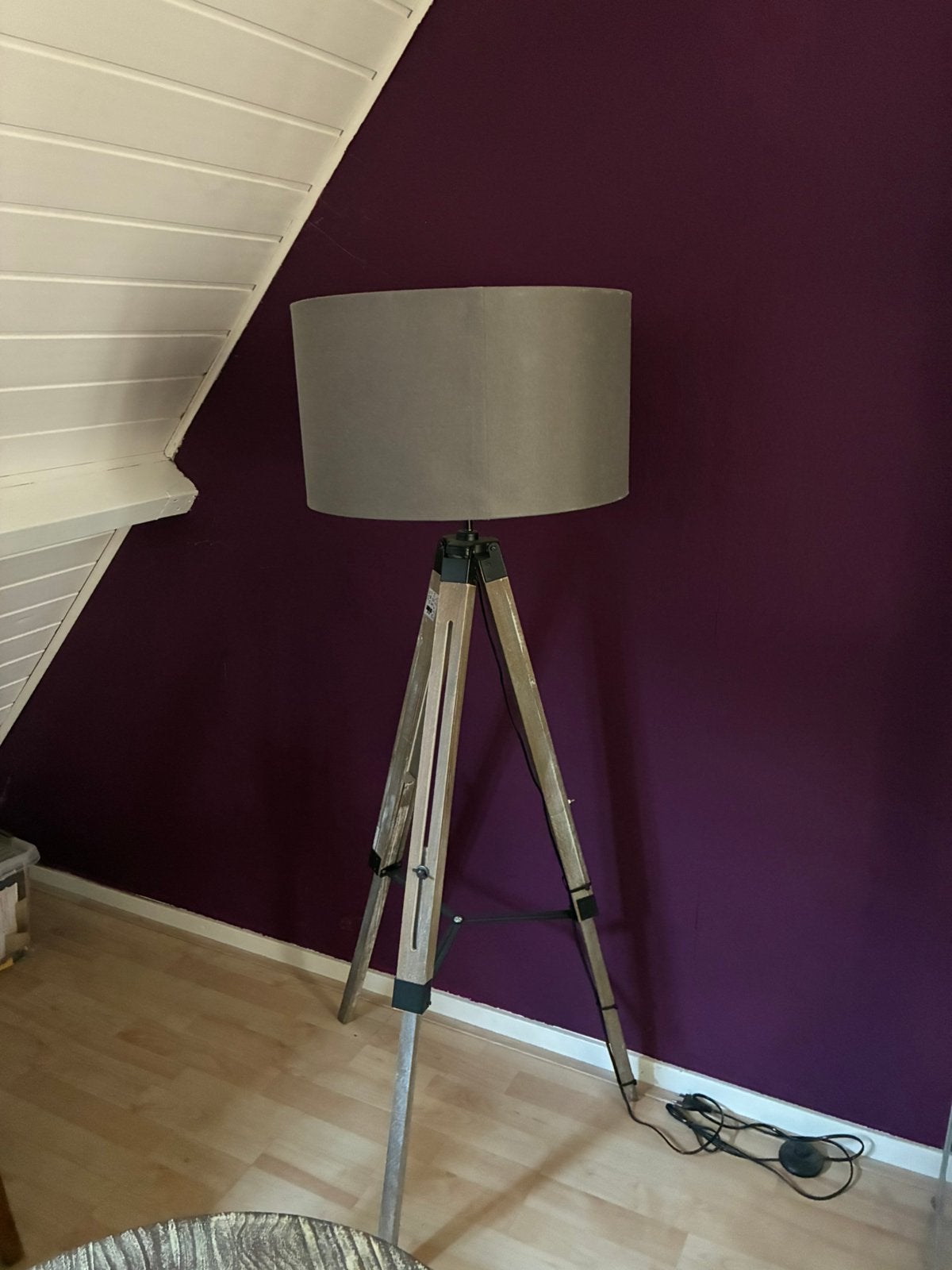 Driepoot lamp met ronde kap, Ophalen, Gebruikt, E27 (groot), Landelijk