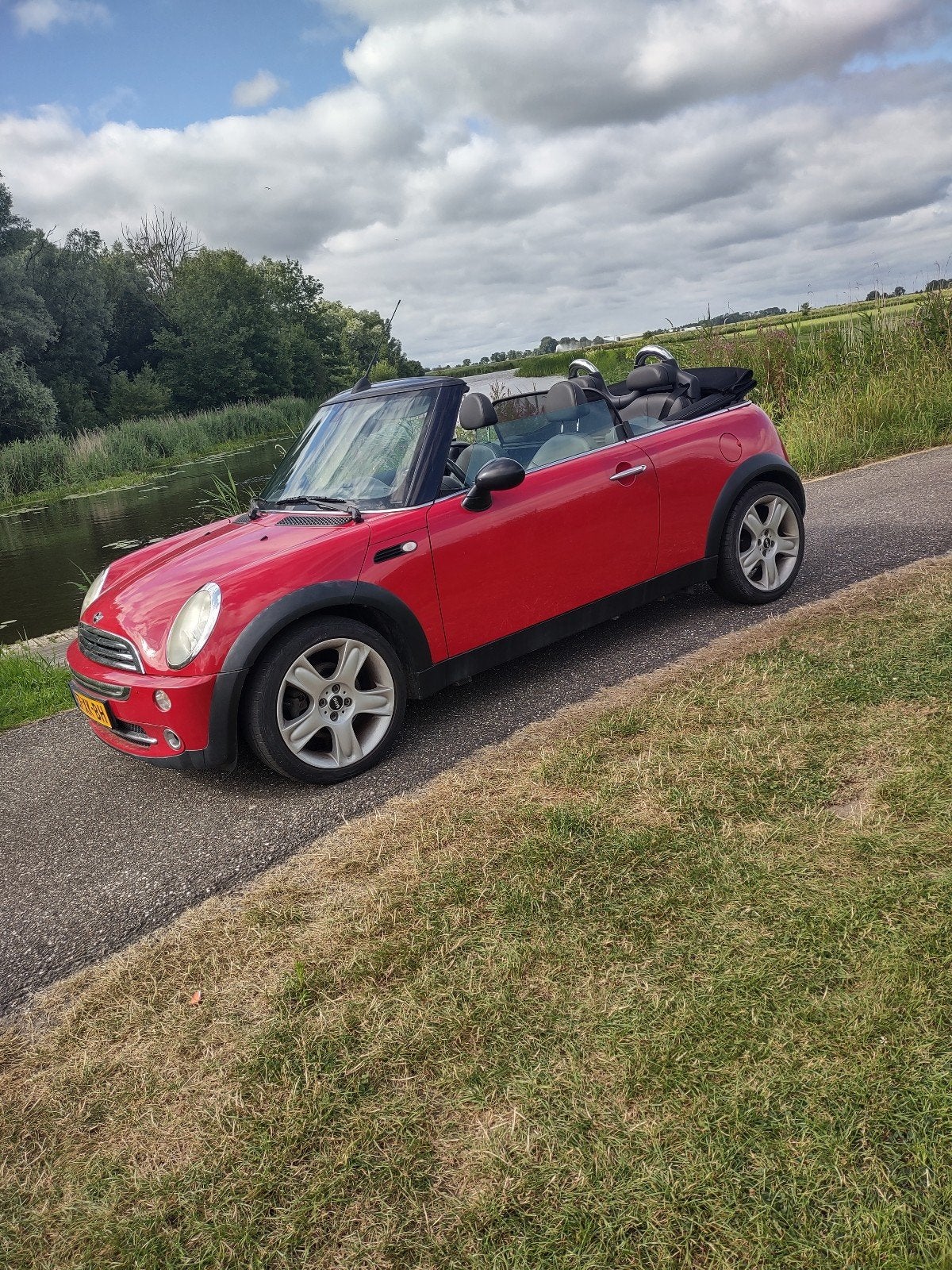 Mini 1.6 16V Cooper Cabrio Rood, Auto's, Mini, Particulier, Benzine, E, Cabriolet, Handgeschakeld, Geïmporteerd, Rood, Voorwielaandrijving