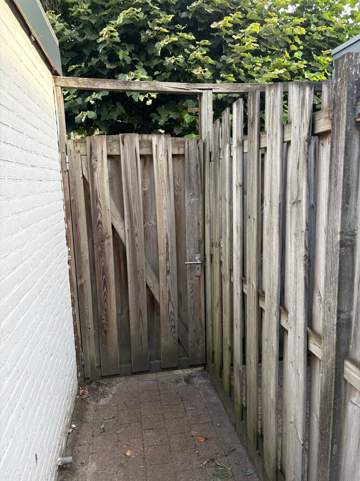 Schutting 180x180 met deur 100x180 - Gratis af te halen, Tuin en Terras, Schuttingen, Ophalen, Minder dan 3 meter, Hout, 1 tot 2 meter