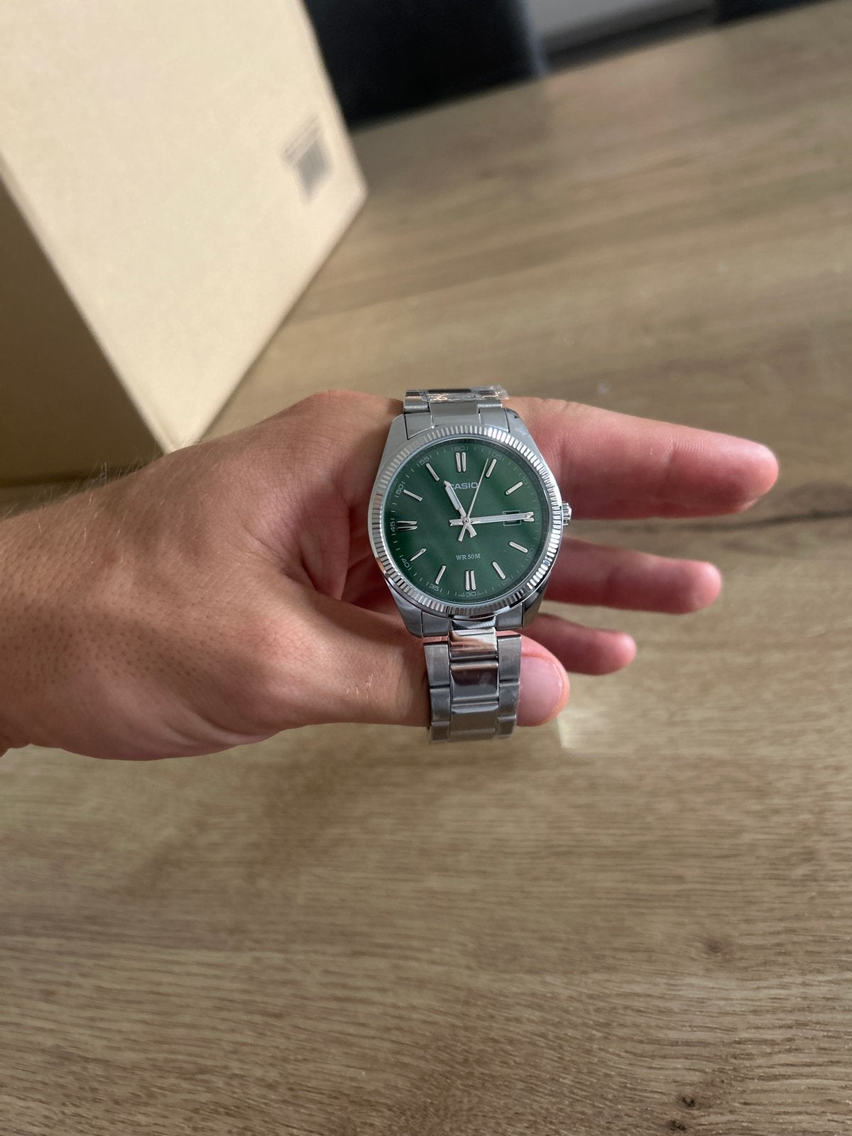 Nieuw Casio horloge - Groene wijzerplaat, stalen band, Sieraden, Tassen en Uiterlijk, Horloges | Heren, Casio, Staal, Polshorloge