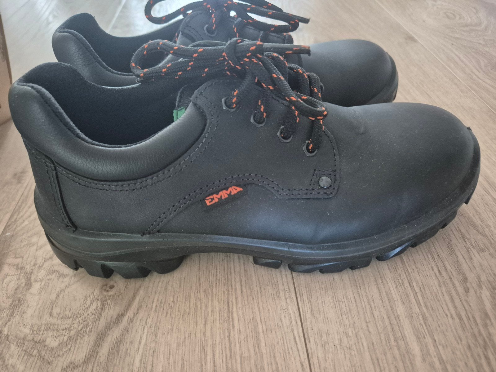 Veiligheidsschoenen Emma safety Roy maat 40, Ophalen of Verzenden, Zo goed als nieuw