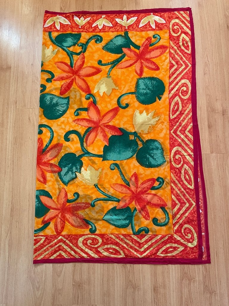 Lap stof  125 x 125 cm. Oranje met bloem- en bladmotief, Overige materialen, Verzenden, 120 cm of meer, Nieuw